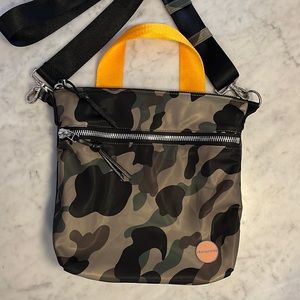Shorty Love Amuse crossbody/top-handle carry bag
